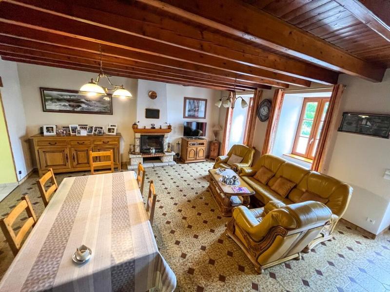 Maison - 153 m² - 6 pièces