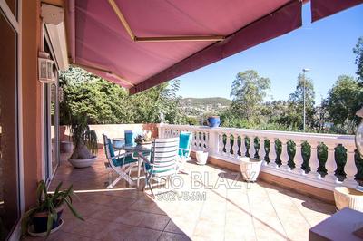 Villa - 170 m² - 5 pièces