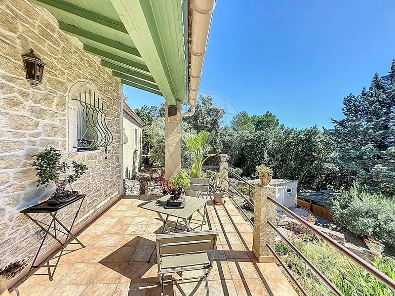 Maison - 158 m² - 6 pièces