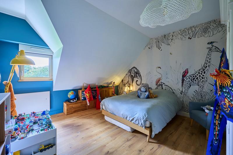 Maison - 240 m² - 7 pièces