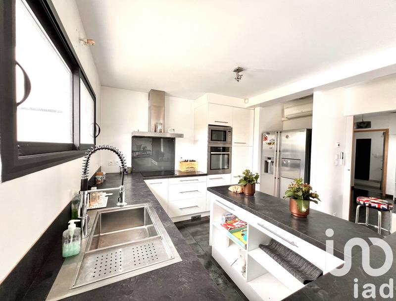 Maison - 165 m² - 6 pièces