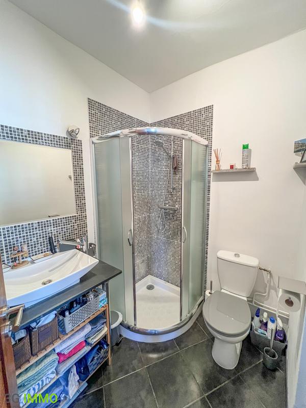 Loft - 98 m² - 4 pièces