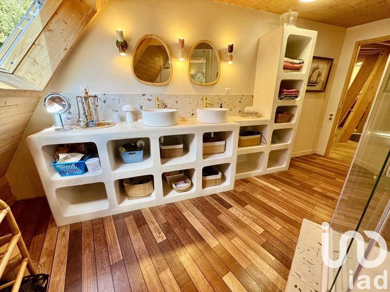 Maison de maîtres - 230 m² - 7 pièces