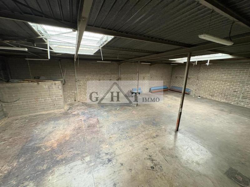 Entrepôt - 530 m²
