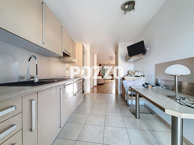 Appartement - 91 m² - 3 pièces