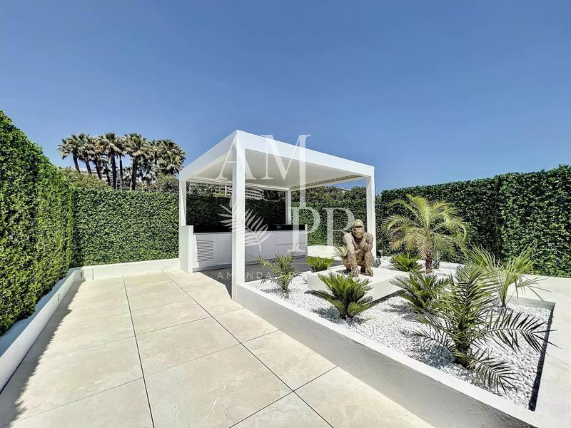 Villa sur toit - 143 m² - 4 pièces