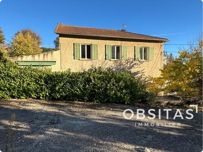 Maison - 263 m² - 13 pièces