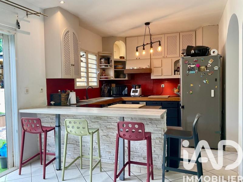 Maison - 136 m² - 5 pièces