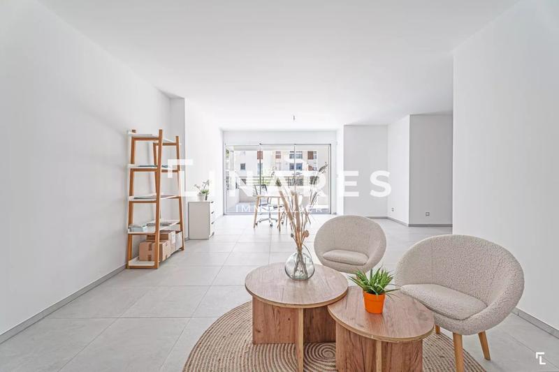 Appartement - 132 m² - 4 pièces