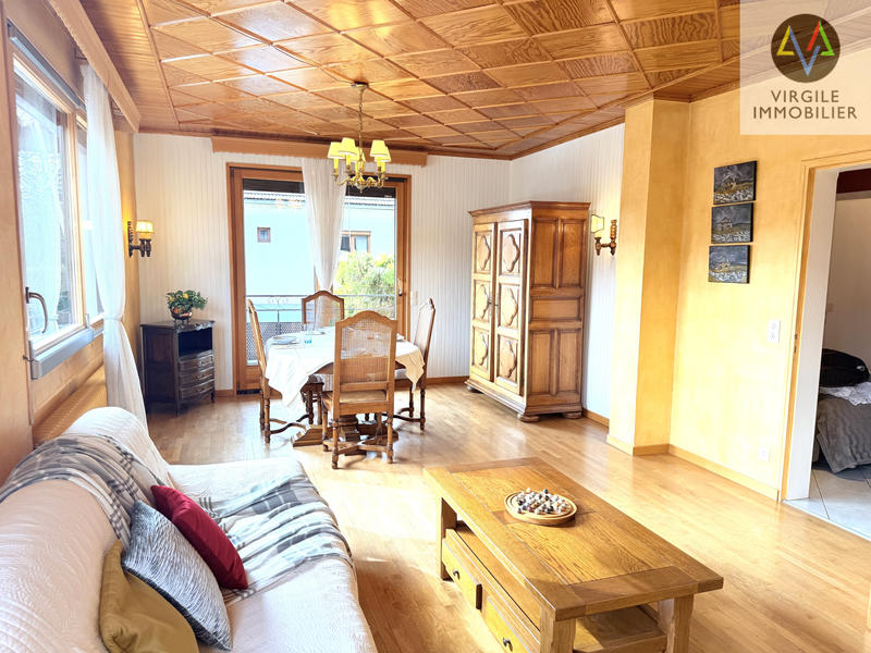 Maison - 161 m² - 8 pièces