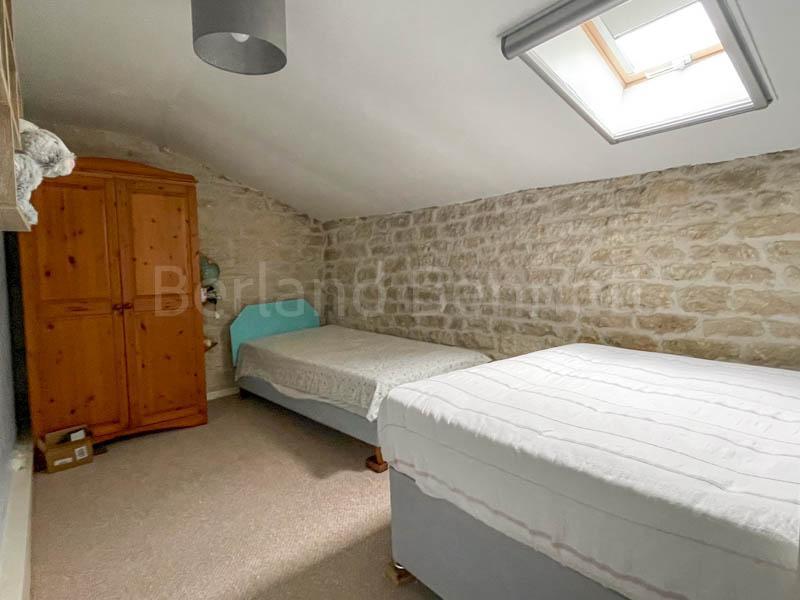 Maison en pierre - 133 m² - 6 pièces