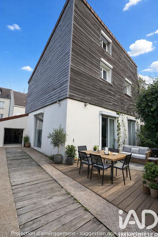 Maison - 135 m² - 6 pièces