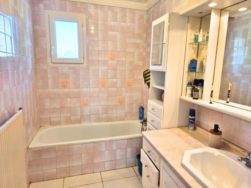 Maison - 168 m² - 7 pièces