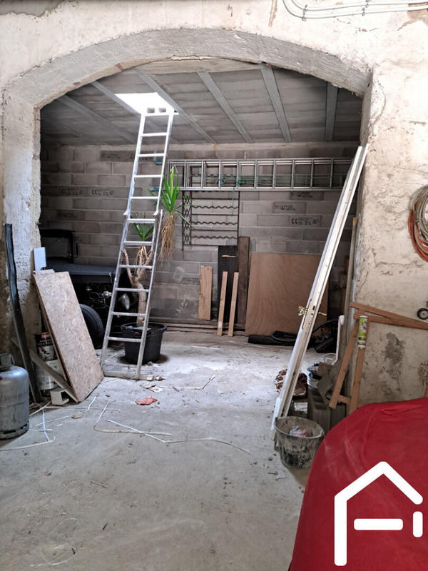 Loft - 117 m² - 4 pièces