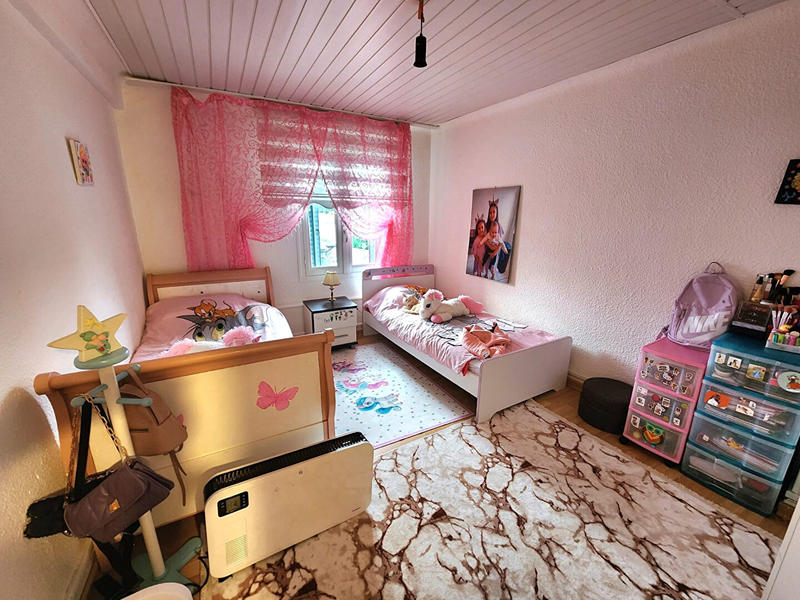 Immeuble - 147 m² - 7 pièces