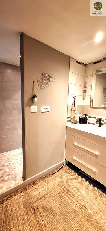 Maison de village - 166 m² - 6 pièces