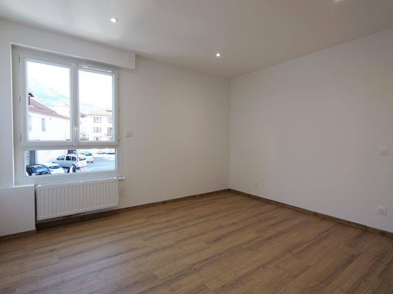 Appartement - 92 m² - 4 pièces