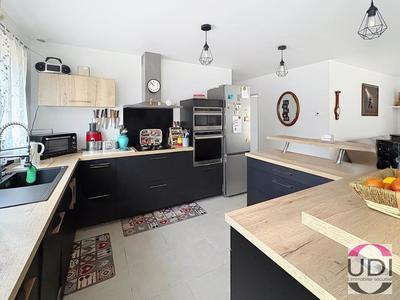 Maison - 103 m² - 4 pièces