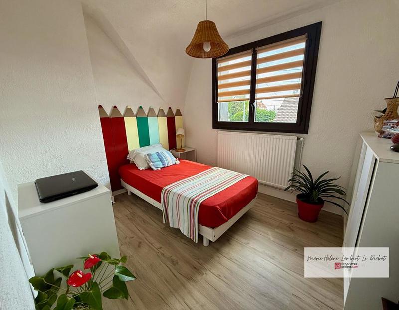 Maison - 105 m² - 7 pièces