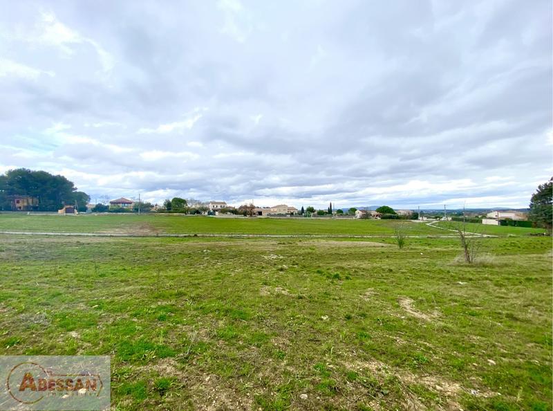 Terrain constructible - 3 020 m²