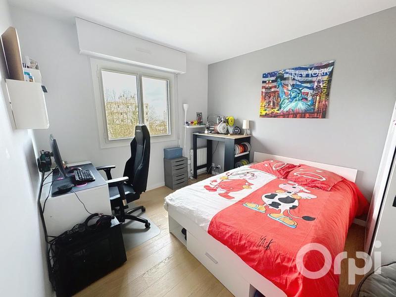 Appartement - 105 m² - 4 pièces