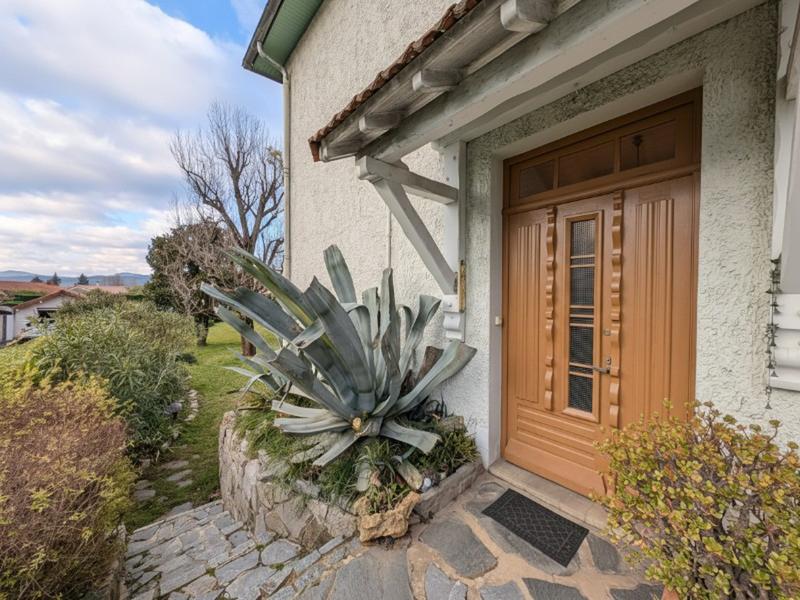 Villa - 133 m² - 8 pièces