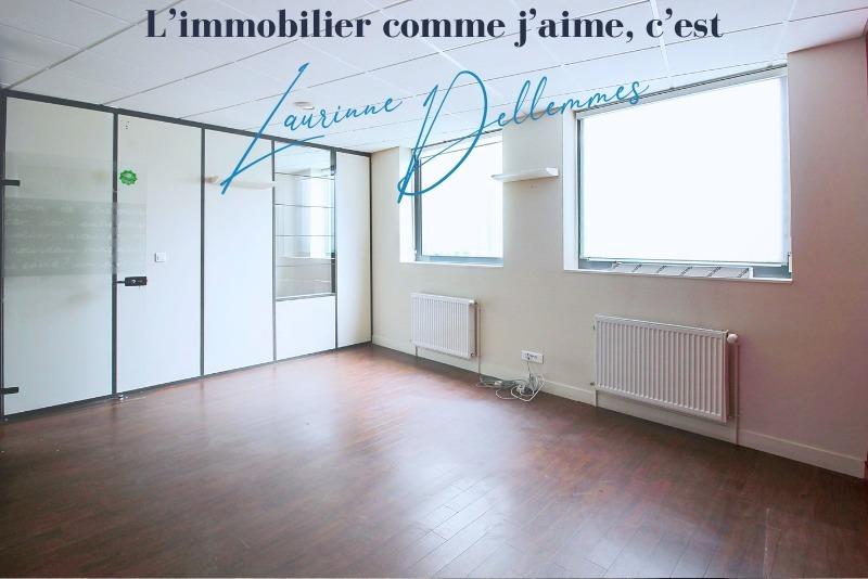 Local commercial - 215 m² - 1 pièce