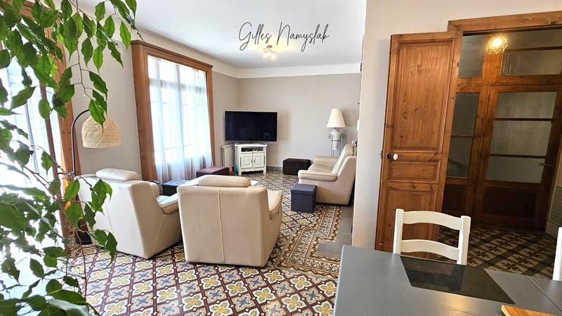 Maison de maîtres - 222 m² - 10 pièces