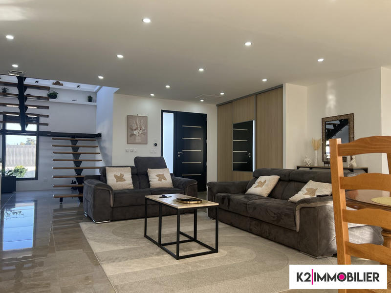 Villa - 160 m² - 5 pièces