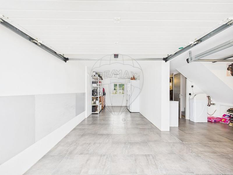 Maison - 93 m² - 6 pièces