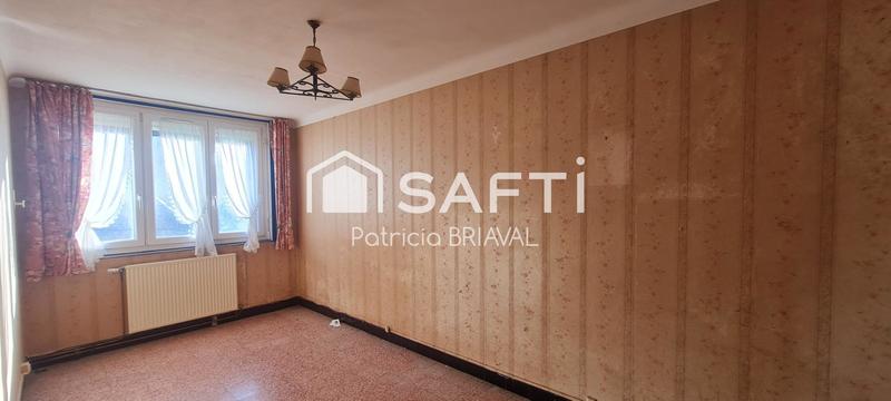 Maison - 121 m² - 8 pièces