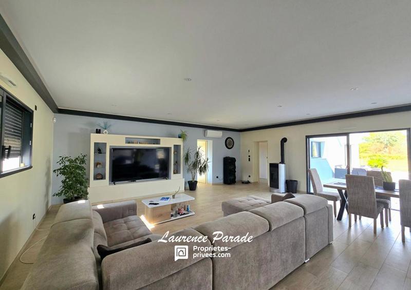 Maison - 194 m² - 6 pièces