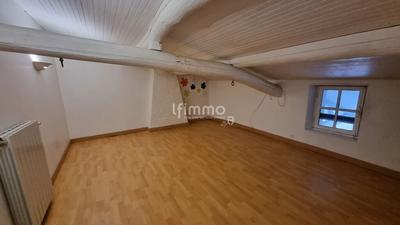 Maison - 170 m² - 8 pièces