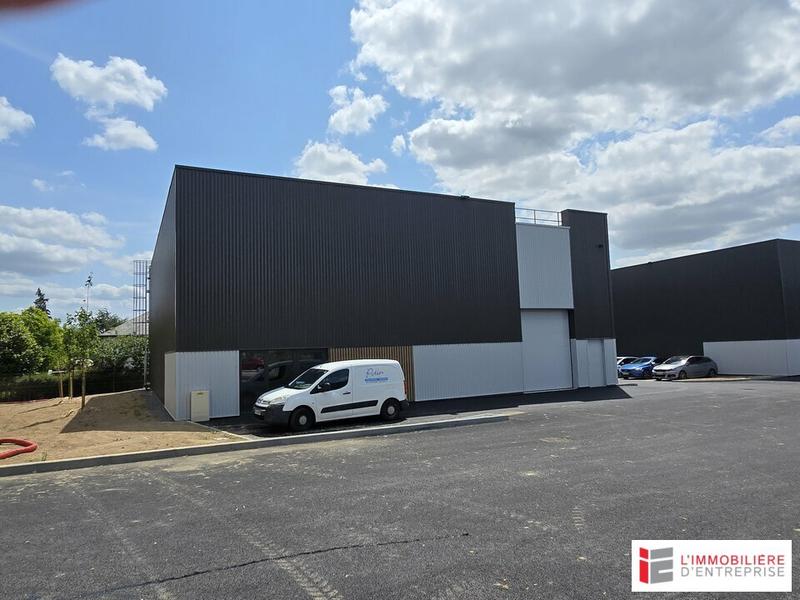Local d'activité / Entrepôt - 400 m²