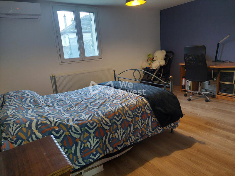 Maison - 223 m² - 7 pièces