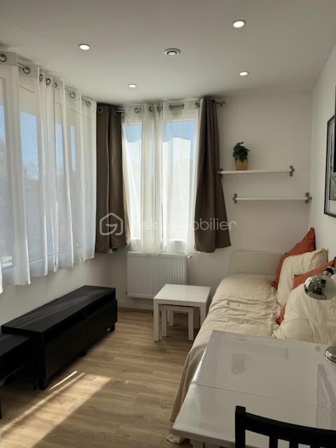 Immeuble - 210 m² - 15 pièces