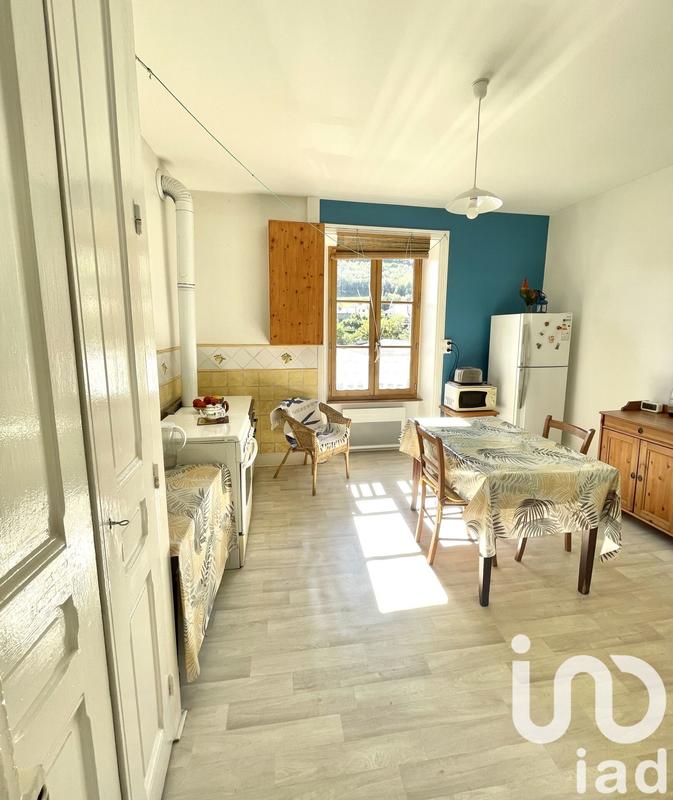 Maison - 197 m² - 8 pièces