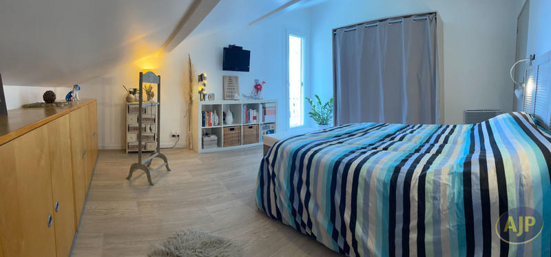 Maison - 185 m² - 6 pièces