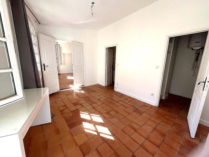 Appartement - 92 m² - 4 pièces