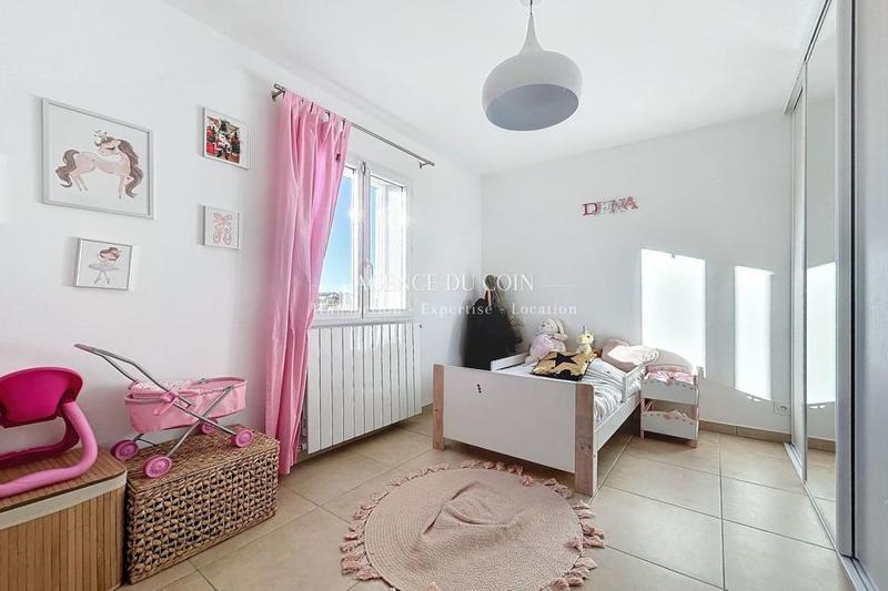 Villa - 200 m² - 8 pièces