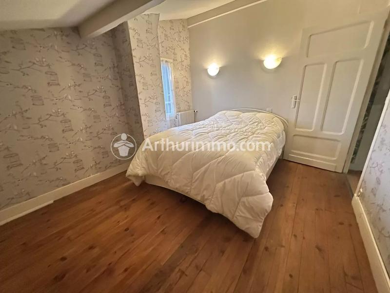 Maison - 170 m² - 8 pièces