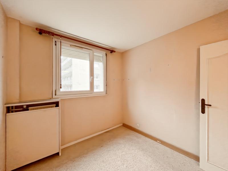 Appartement - 98 m² - 4 pièces