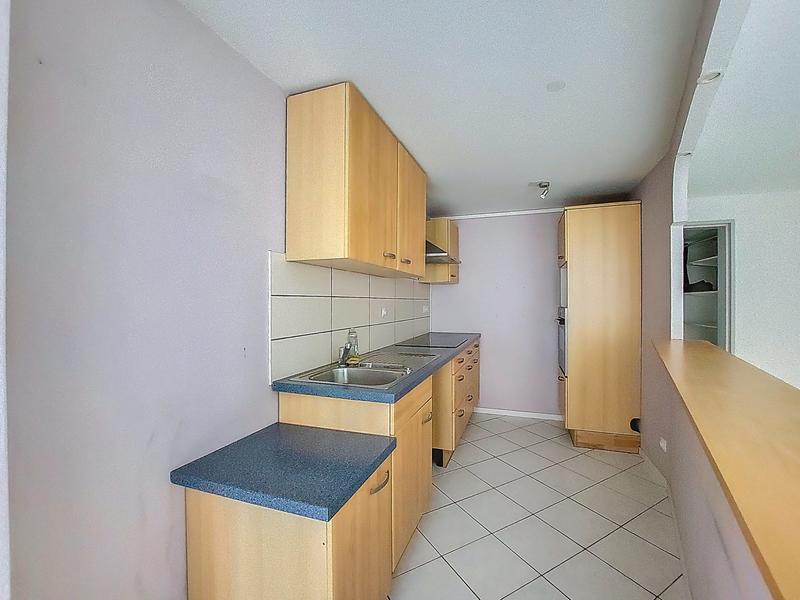 Local d'activités - 120 m² - 5 pièces