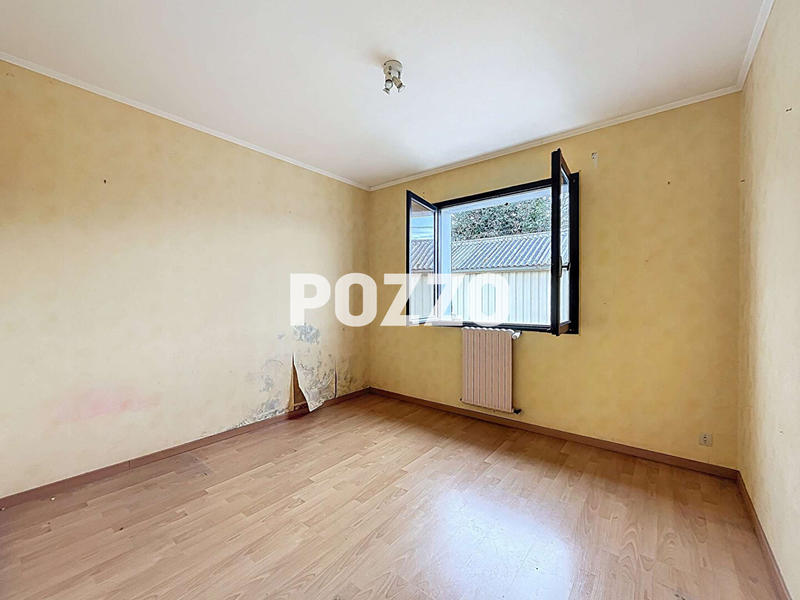 Maison - 90 m² - 5 pièces