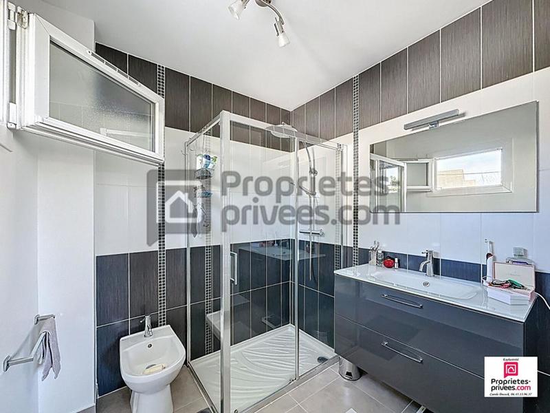 Maison - 186 m² - 6 pièces