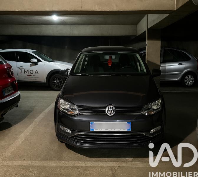 Parking - 33 m²