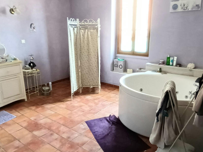 Maison - 190 m² - 7 pièces