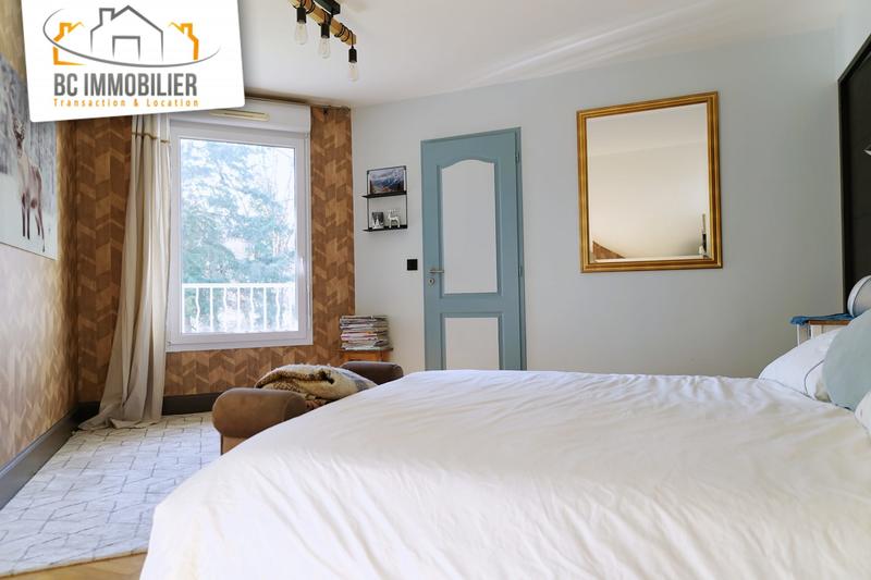 Maison - 167 m² - 6 pièces