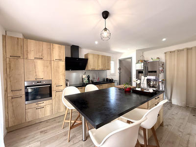 Maison - 135 m² - 5 pièces