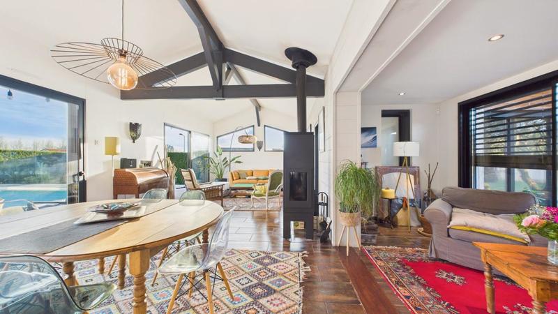 Maison - 168 m² - 7 pièces